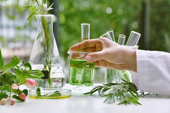 Comment formuler des produits de beauté ? Paris